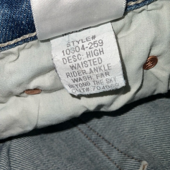 MOTHER High Waisted Rider Blue Distressed Ankle Jeans - Picture 2 of 8